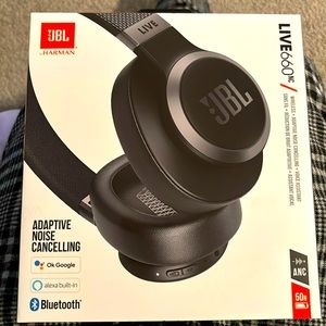 JBL Live 660 NC Wireless Headphones